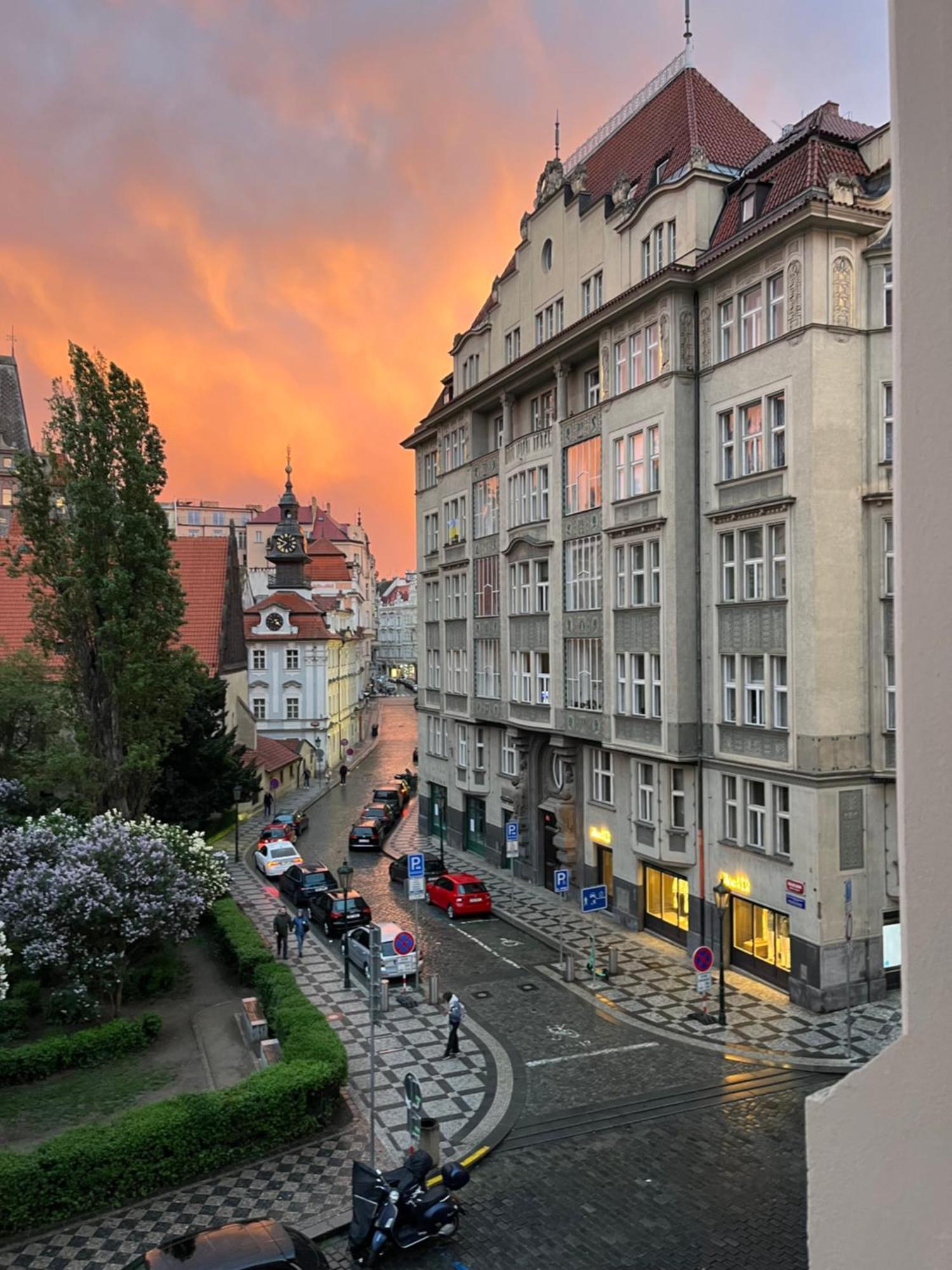 Central Apartments Parizska Прага Екстер'єр фото